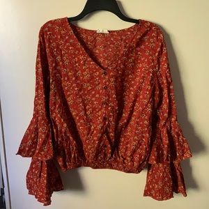 Flower Top with Bell sleeves